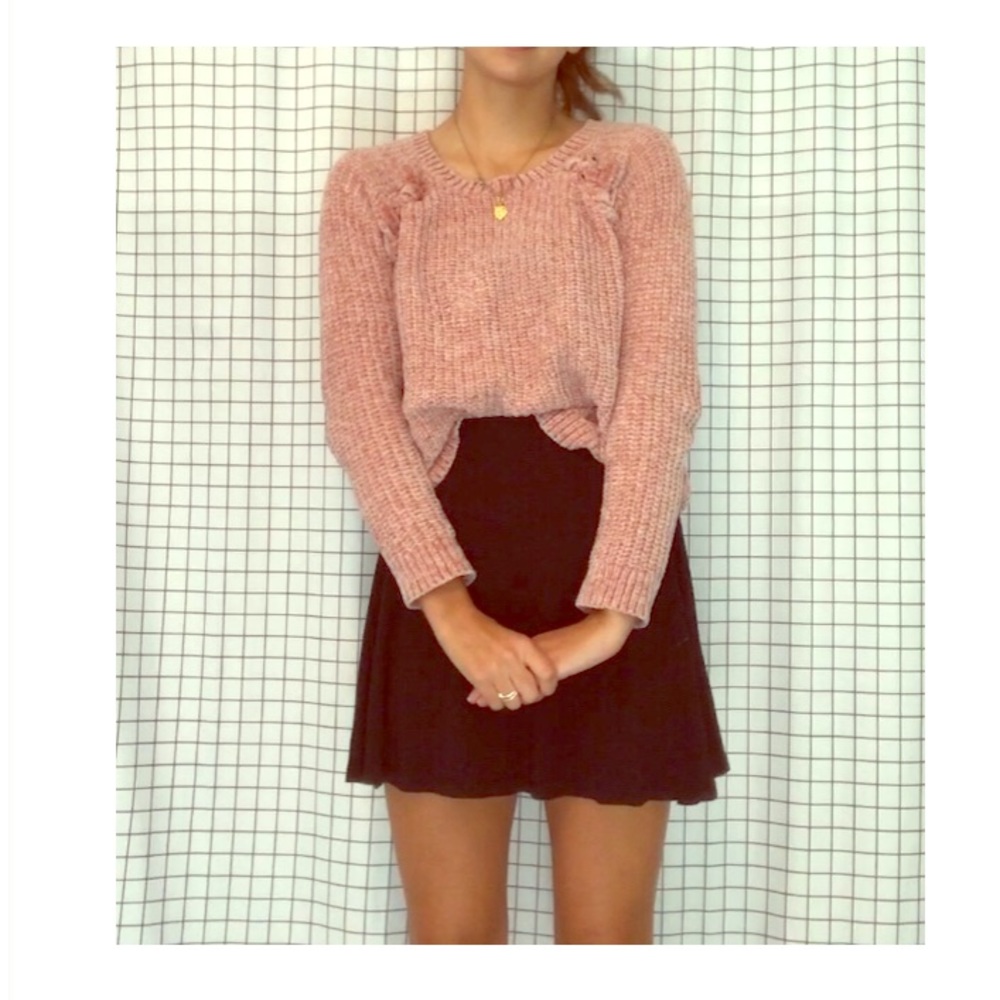 ✨ sweater with chord knitted accents